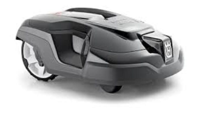 Robot tagliaerba Automower® Husqvarna per giardino a Verona