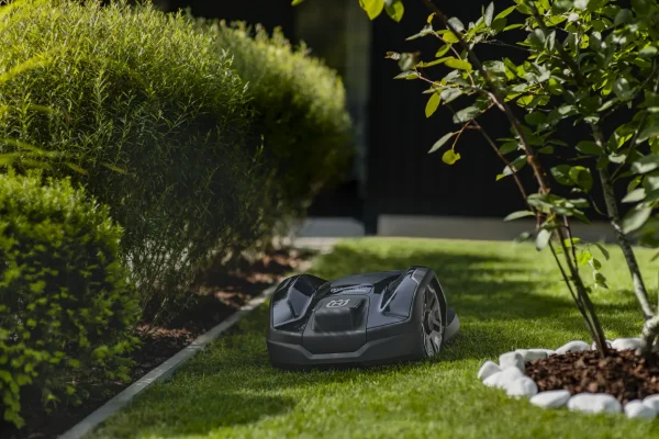 Robot tagliaerba Husqvarna Automower® 305E NERA - Pagamento in negozio - immagine 3