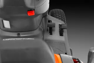 Trattorino tagliaerba Husqvarna TS 112 - immagine 13