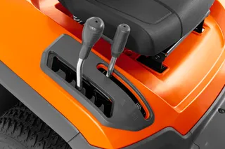 Trattorino tagliaerba Husqvarna TS 112 - immagine 15