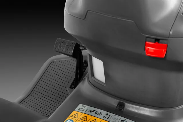 Trattorino tagliaerba Husqvarna TS 112 - immagine 19