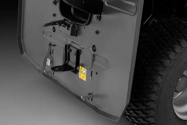 Trattorino tagliaerba Husqvarna TS 112 - immagine 7